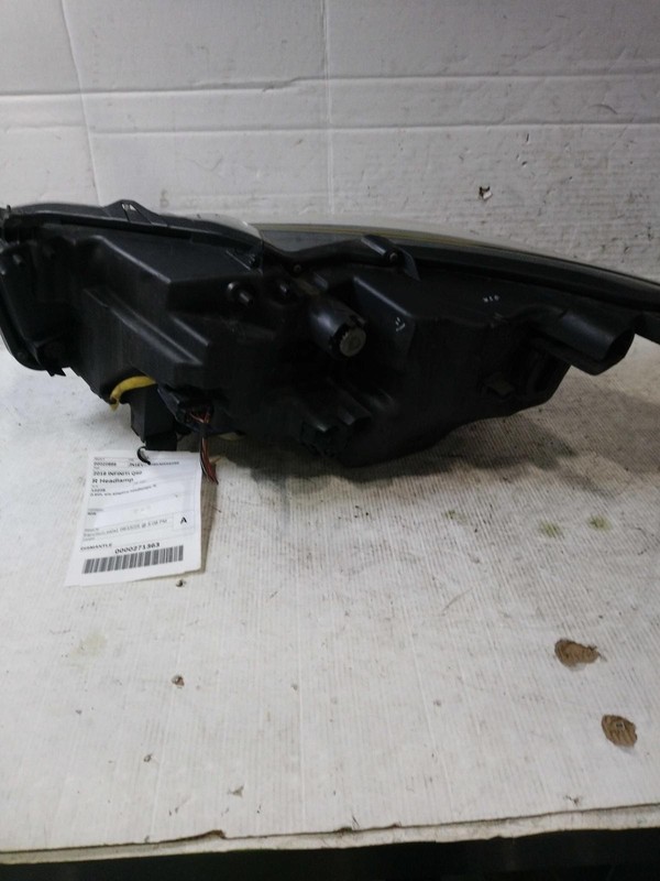 2019 INFINITI Q50 Right Headlight Assembly White Used - Broken Tab Discounted