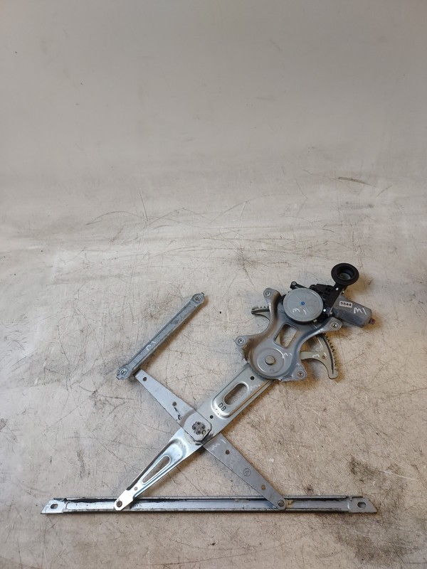 2013-2018 Toyota Rav 4 Right Front Window Regulator w/ Motor 85710-35180 OEM