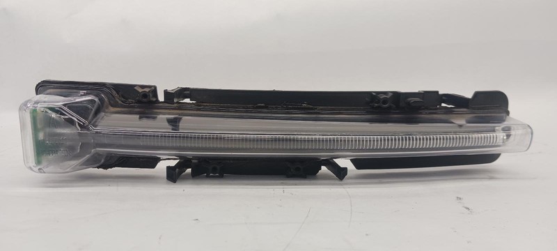 10-'19 FORD TAURUS Right passenger Turn Signal OEM Grade A!