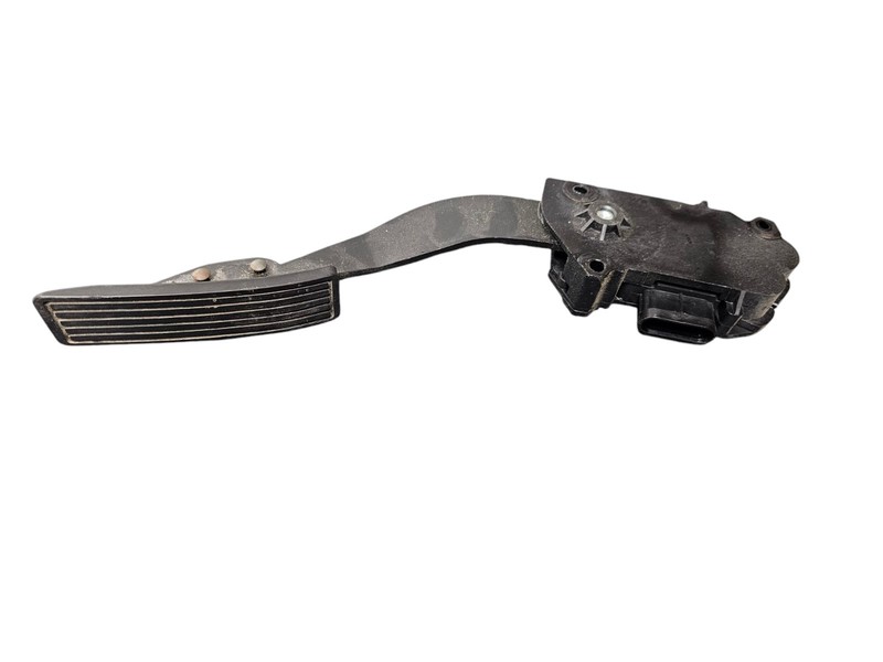 2005-2010 CHEVROLET COBALT ACCELERATOR GAS PEDAL OEM