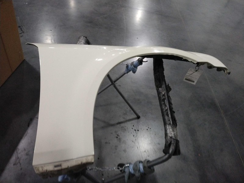 2009 Chrysler 300 Right Fender White OEM Used 591301 133K Miles