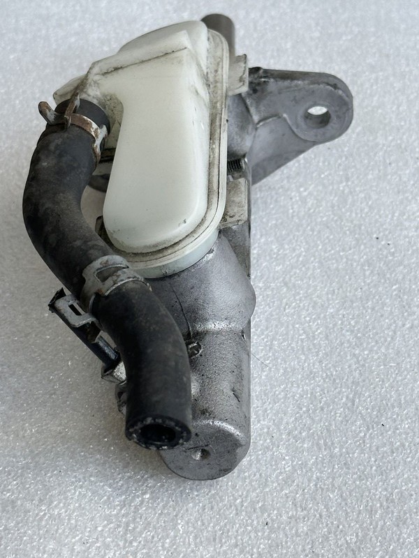 2006 2007 2008 HONDA CIVIC BRAKE MASTER CYLINDER 1.8L 46100SNAA01