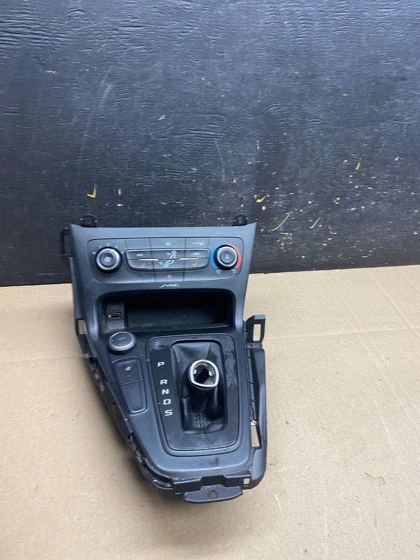 2015 to 2018 Ford Focus Ac Heater Climate Control Temperature Oem t9237 DG