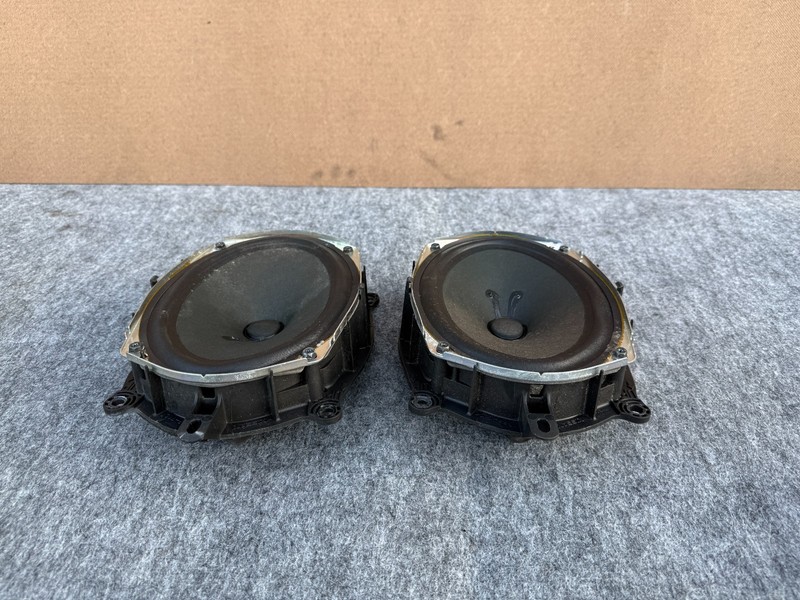 NISSAN 370Z 2009-2021 OEM DOOR LEFT & RIGHT SPEAKERS SPEAKER BOSE (PAIR)
