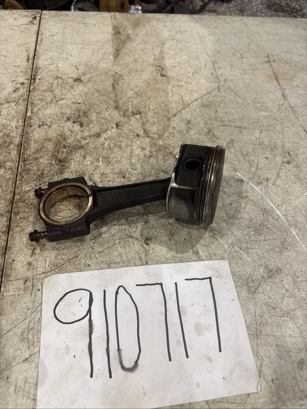 2001 - 2003 Dodge Durango PowerTech 4.7L Piston & Connecting Rod #1