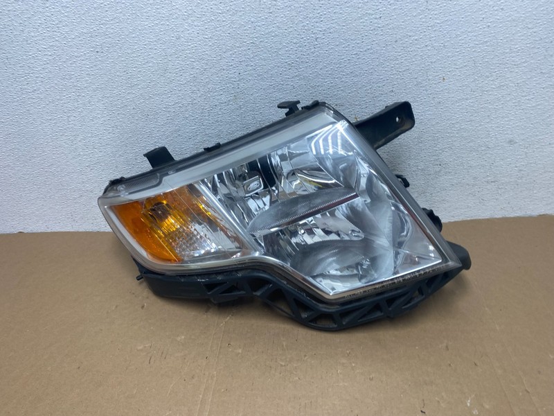 2007 to 2010 Ford Edge Right Passenger RH Halogen Headlight AD7883 DW