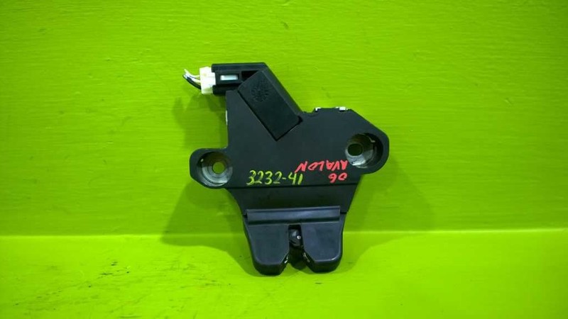 05 06 07 08 09 10 AVALON TRUNK LOCK LATCH OEM 3232-41