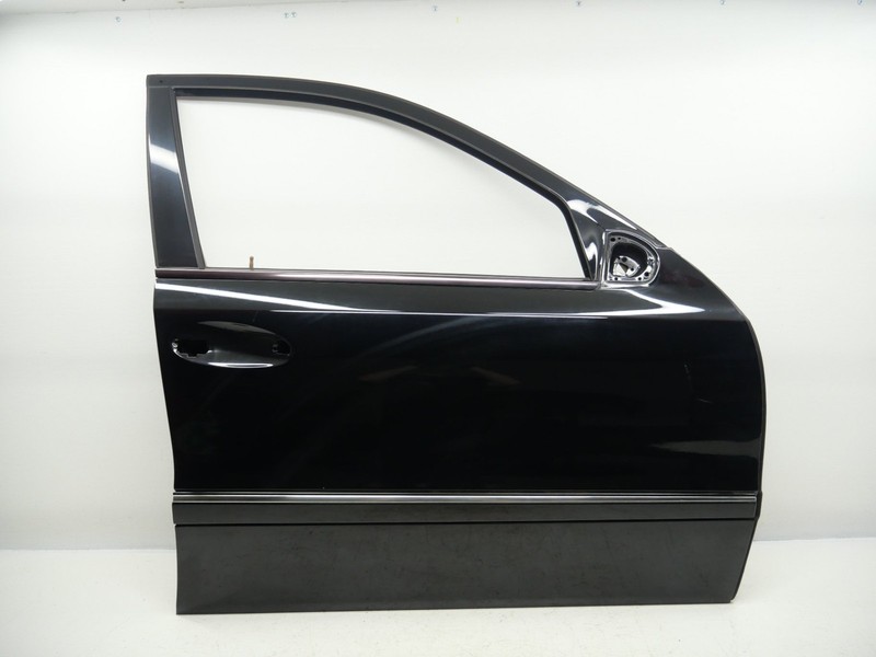 2007-2009 Mercedes-Benz E350 Right Front Door Shell Passenger RH 2117201405