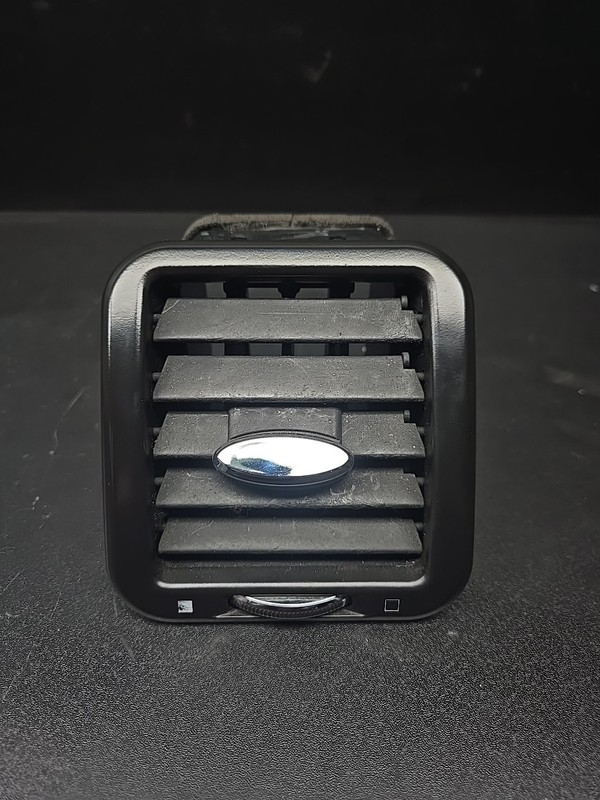 ⚠️ FRONT DASH A/C AIR VENT LEFT/RIGHT OEM 03-19 MASERATI GRANTURISMO M145 M139