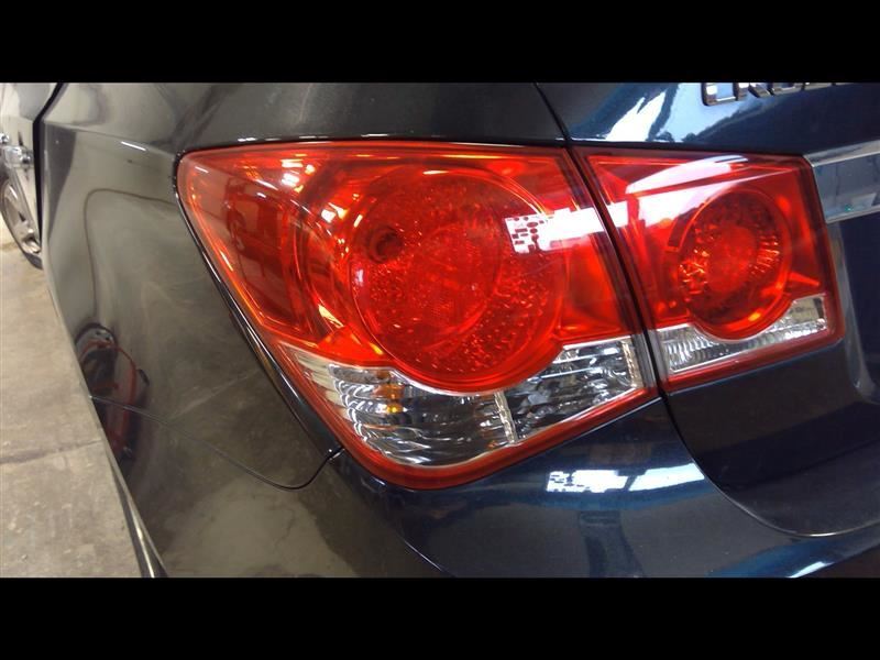 Driver Tail Light VIN P 4th Digit Limited Fits 11-16 CRUZE 2921912