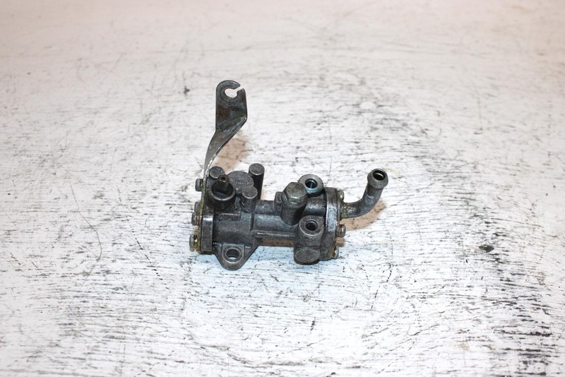 2002 Arctic Cat Z 570 Oem Oil Pump 3007-429 SA20