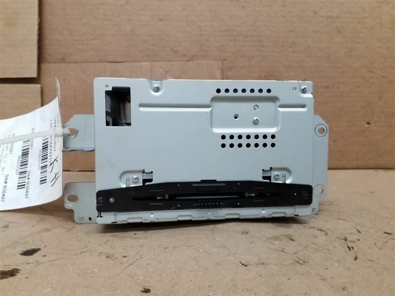 Audio Equipment Radio Receiver AM-FM-CD-MP3 Single Disc Fits 10 FUSION 237227