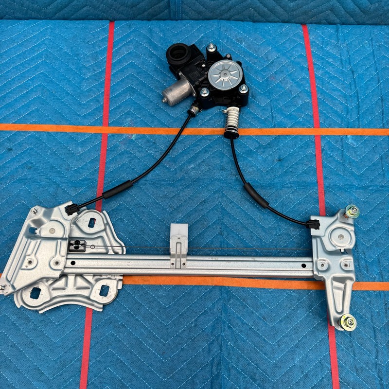 2015–2019 Lexus RC350 Front Left Window Regulator Motor OEM 8572024070
