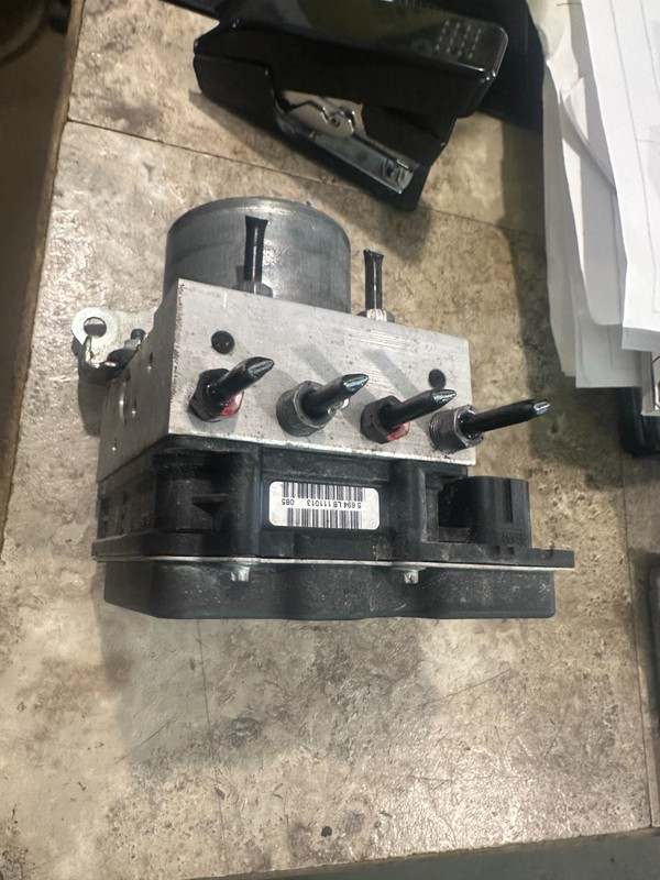12-17 FIAT 500 2 DOOR OEM ABS BRAKE PUMP UNIT - ANTI LOCK BRAKE W/ MODULE