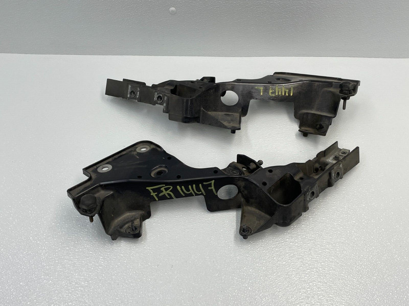 15-17 Jaguar F Type X152 Front Left & Right Fender Mounting Bracket Set 1447 OEM