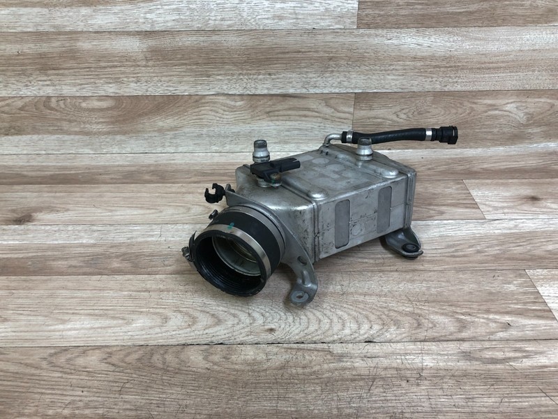 BMW F01 F02 F07 F10 F12 F13 550 650 750 OEM RIGHT SIDE ENGINE MOTOR INTERCOOLER