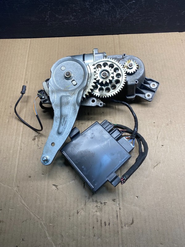 2007 2008 Acadia Enclave Escalade Suburban Liftgate Door Module Motor AC0899DG