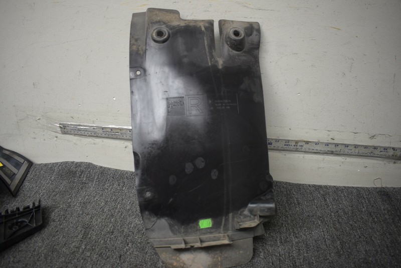 2017-2019 PORSCHE 718 BOXSTER WHEEL HOUSE LINER FACTORY OEM
