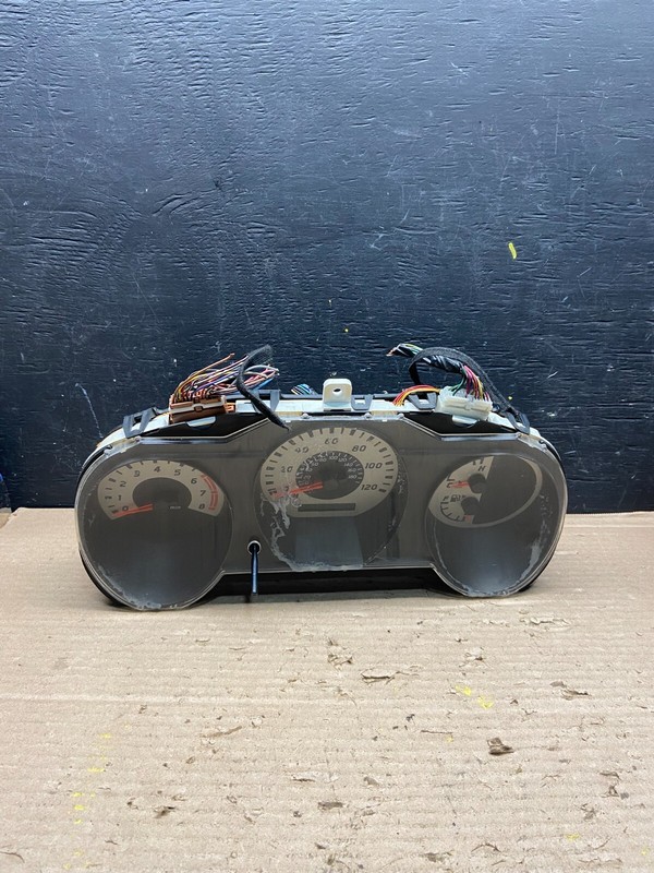 2003 2004 Nissan Xterra Frontier Speedometer Cluster Gauge OEM J9532 DG