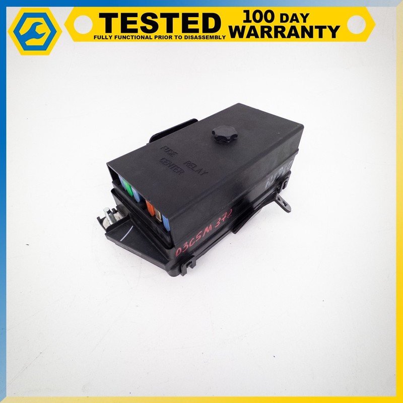 99-04 CHEVROLET CORVETTE C5 UNDER HOOD TERMINAL MODULE RELAY FUSE BOX PANEL OEM