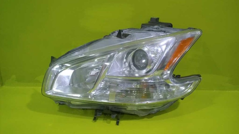 09 10 11 12 13 14 MAXIMA DRIVER LEFT HALOGEN HEADLIGHT LAMP 3289-41
