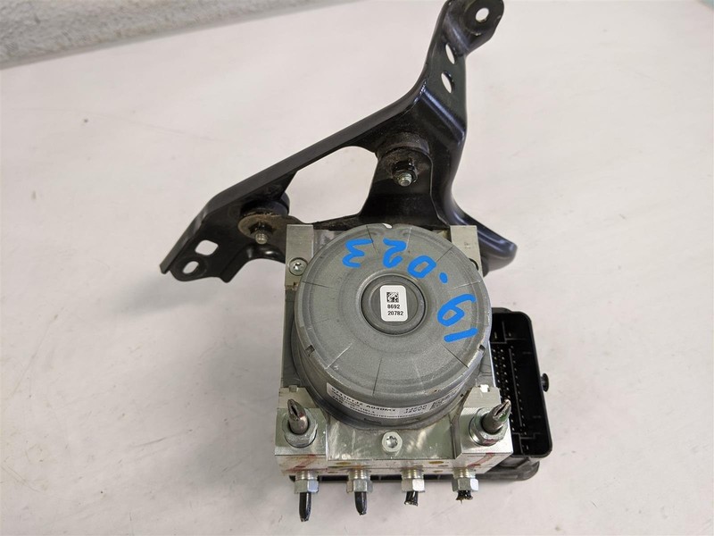 2017-2020 Honda Ridgeline Vsa Abs Pump Modulator Accumulator 57111-Tjz-A04