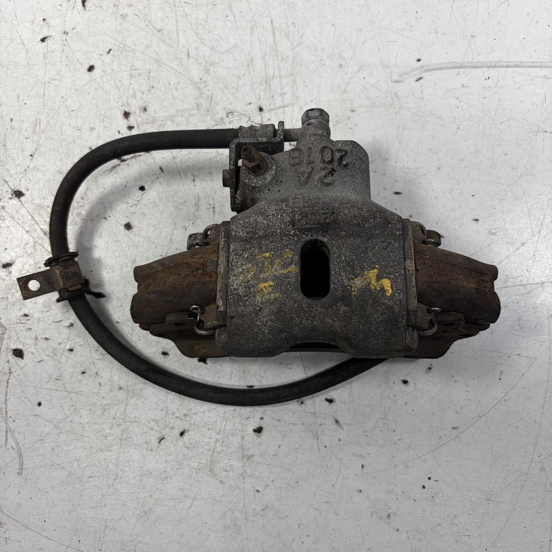 80-82 Honda Civic Wagon Right Front Brake Caliper 45210-SA3-672 OEM
