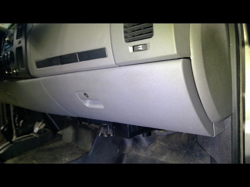 2012-2014 SILVERADO Glove Box 1606142