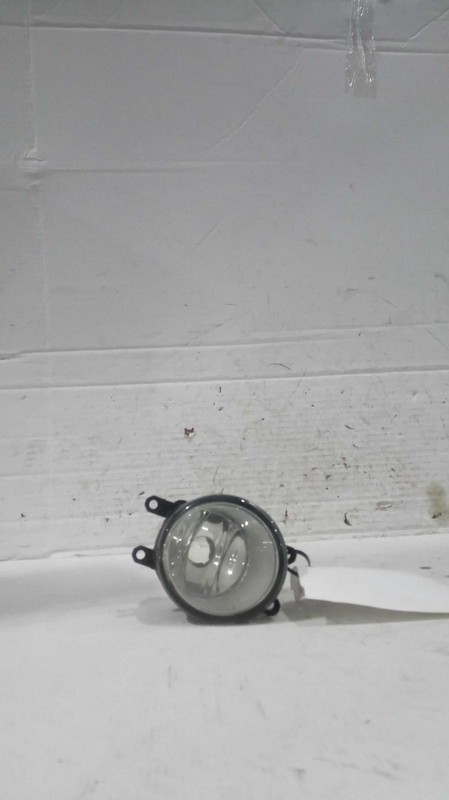 2009 Toyota Highlander Left Fog Light Assembly White OEM 501200 Used 226K MILES