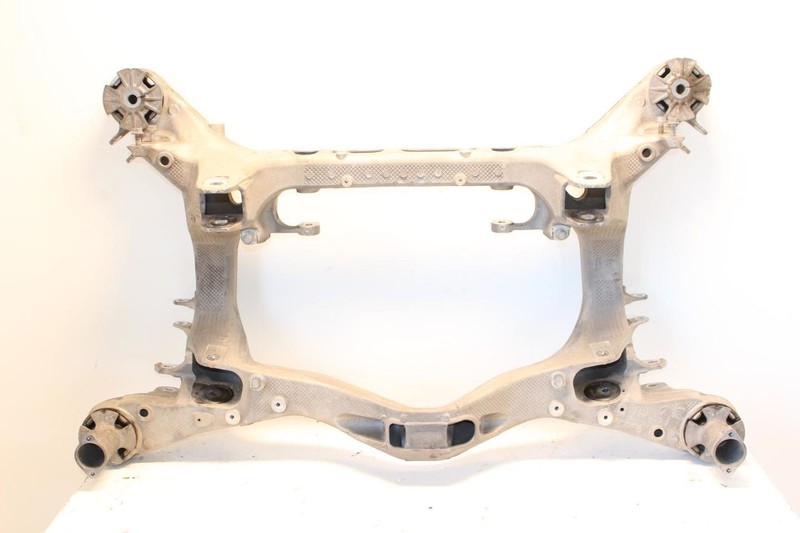 10-16 Porsche Panamera Rear Suspension Crossmember Assembly
