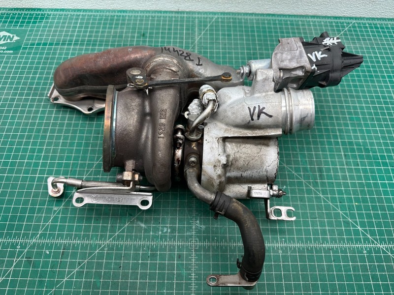 12-18 BMW N20 N26 2.0L turbo engine TURBOCHARGER 99k mi OEM