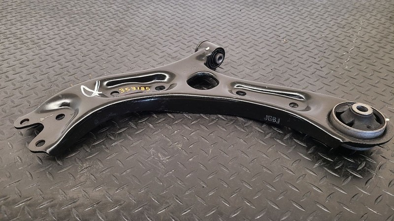 16-20 Kia Optima Front Right Passenger Lower Control Arm OEM 54501-C1000