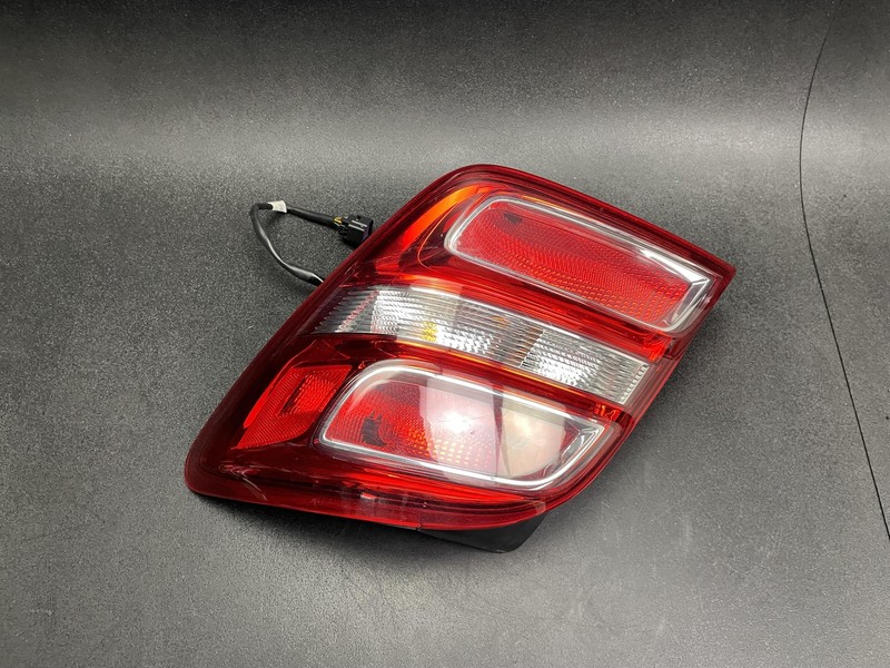 Rear Right Tail Light Lamp 2019 Chevrolet Sonic 42652057 2017 2018 2020