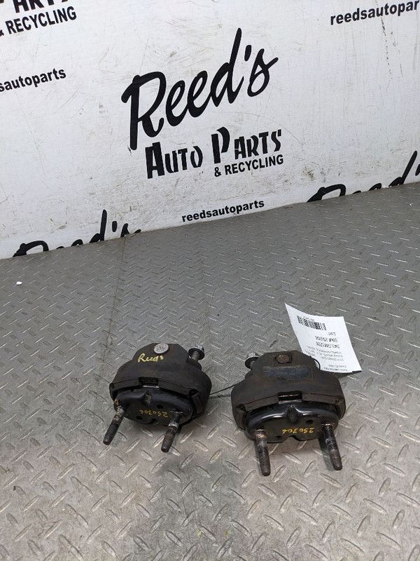 2008 C6 CORVETTE REAR DIFFERENTIAL MOUNTS 10448683 OEM1184721