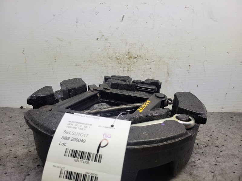 IMPREZA 2017 Jack and Tools 1774358
