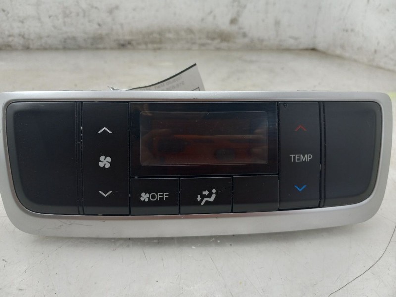14-19 TOYOTA HIGHLANDER LE REAR TEMPERATURE CONTROL 55900-0E470
