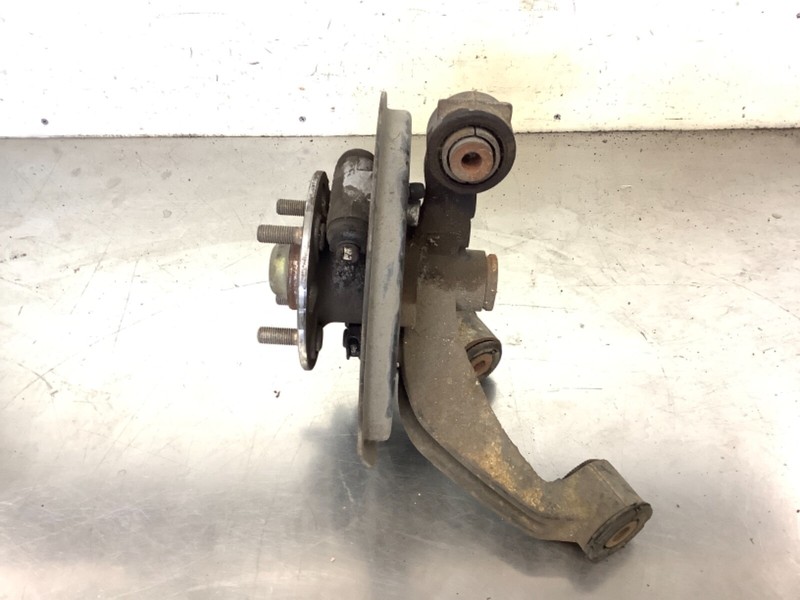 01-02 Civic 1.7L Left Rear Drum Suspension Knuckle Spindle Stub Hub NO ABS OEM