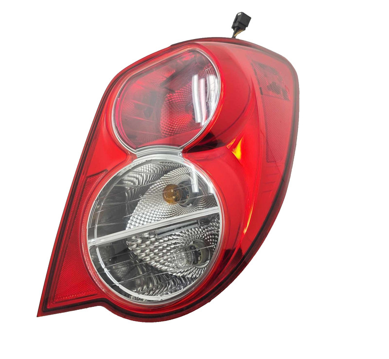 Chevrolet Sonic RH Passenger Tail Light Assembly 2012 P/N 96830982