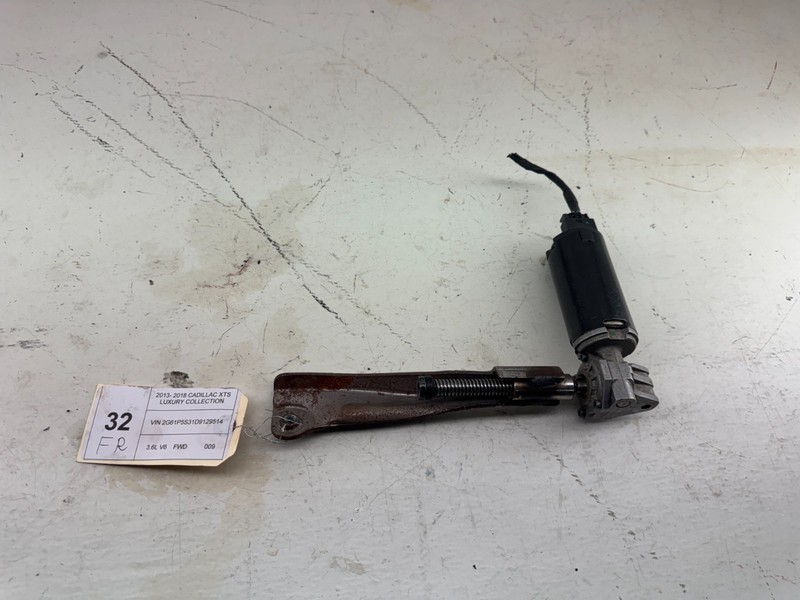 2013–2019 Cadillac XTS Front Right Passenger Seat Adjustment Motor OEM 835702512