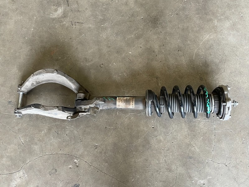 2018-2022 Volvo XC60 Front Right Passenger Shock Strut Absorber AWD 1603 OEM