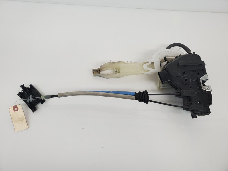 Front Right Door Lock Latch 2015 Kia Sedona 81320-A9010 2016 2017 2018 2019-2021
