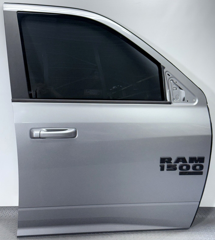 ✅ 09-24 RAM 1500 2500 3500 OEM FRONT RIGHT PASS. DOOR SHELL w/ PLATE SILVER PSC