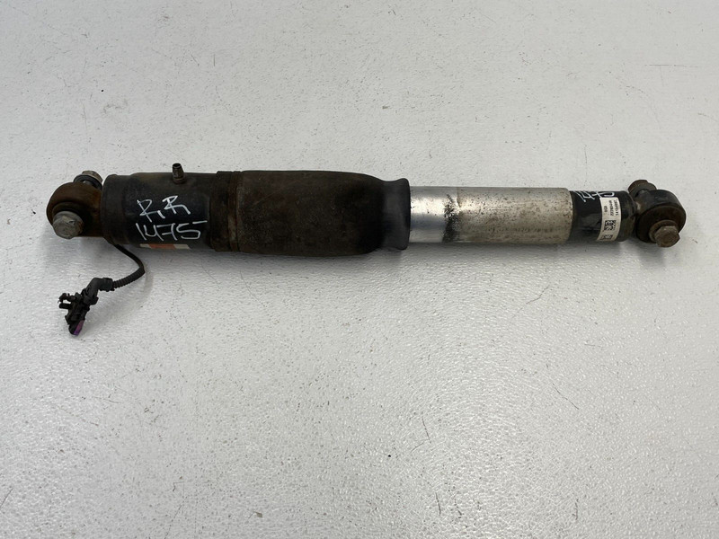 2015-2020 Cadillac Escalade Rear Right Passenger Shock Strut Absorber 1475 OEM