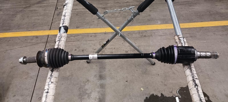 18-'23 SUBARU XV CROSSTREK Right passenger front Axle Shaft OEM 1 Year Wnty!