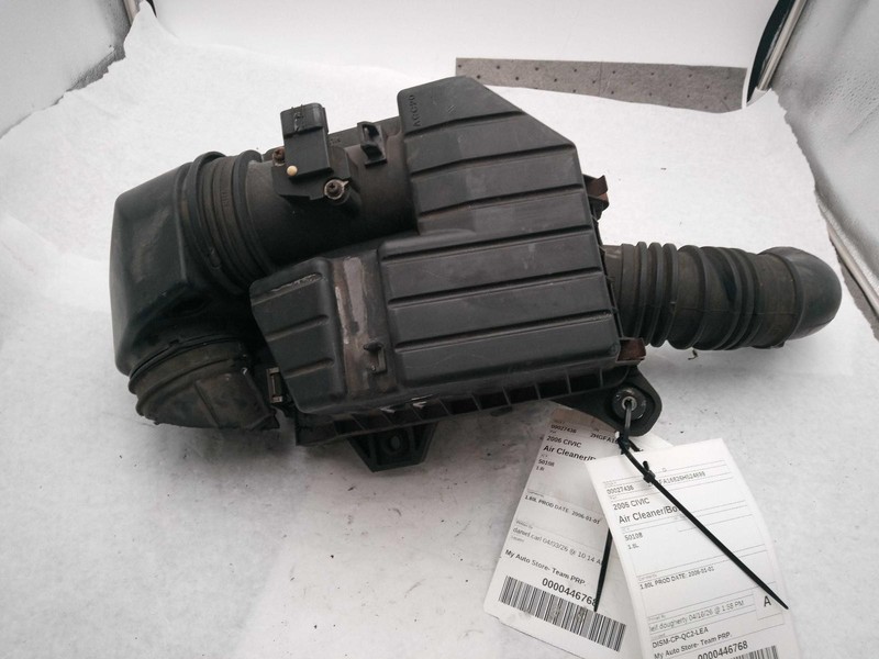 2006 Honda Civic Air Cleaner Assembly OEM 1.8L Used 200K Miles Grey