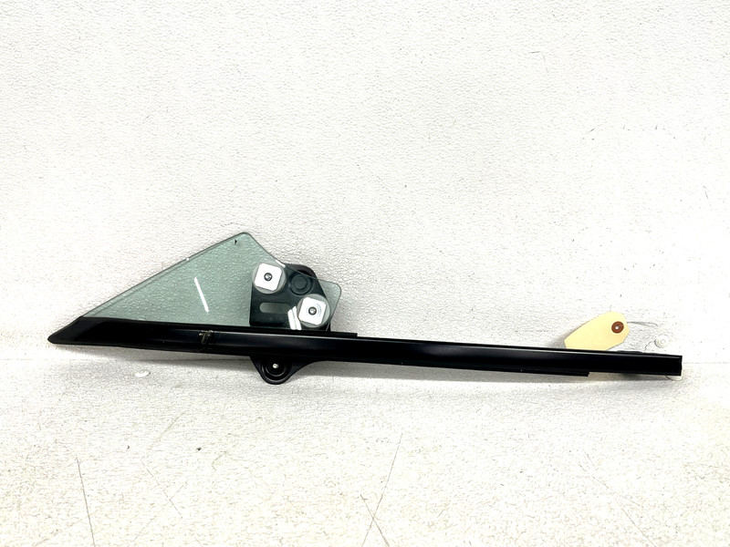 ⭐2016-2025 MAZDA MIATA MX-5 FRONT RIGHT SIDE DOOR WINDOW VENT GLASS OEM LOT2697