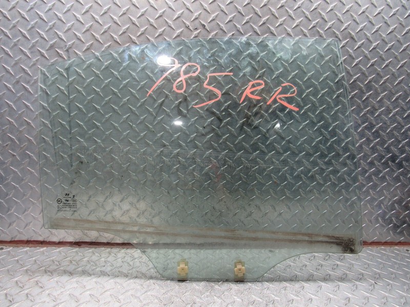 06-11 HYUNDAI ACCENT SEDAN 4DOOR RIGHT PASSENGER REAR DOOR WINDOW GLASS