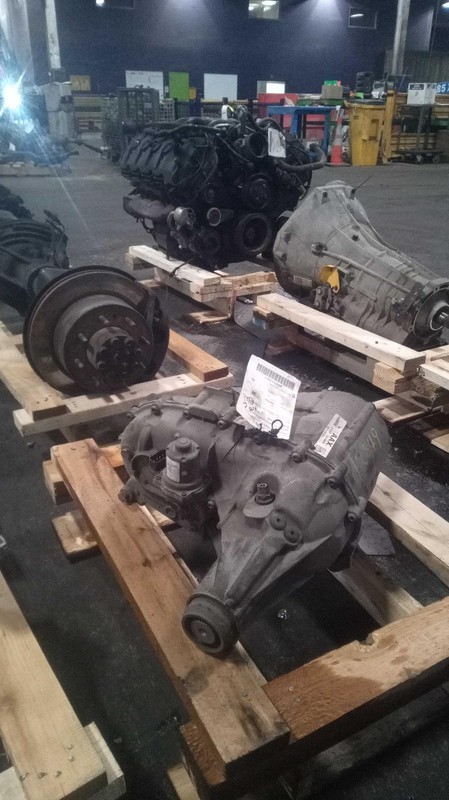 2015 Chevrolet Silverado 2500 Transfer Case Assembly OEM 23240764 142K Miles