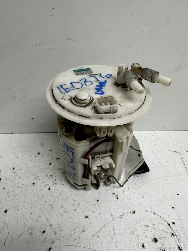 2008-2011 Subaru Impreza 2.5L Fuel Pump w Sending Unit & Bracket Oem