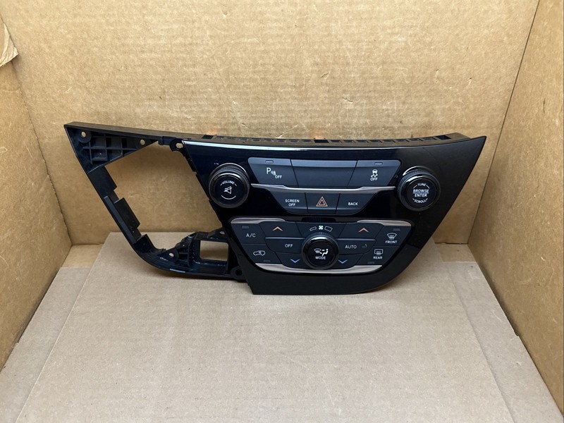 2017-2022 Chrysler Pacifica Climate Temperature Temp Control Bezel 56054984AC